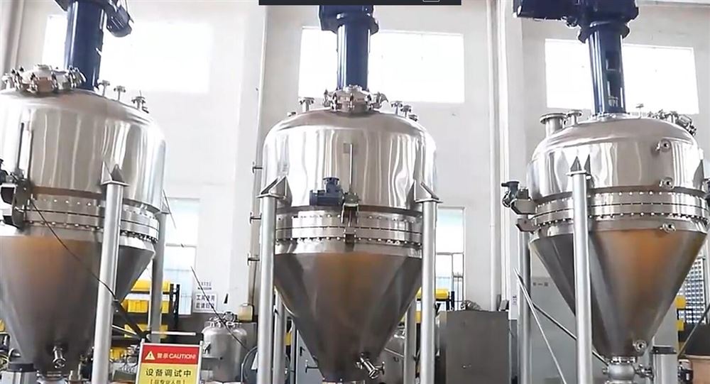 無錫市張華：錐形真空干燥機(jī)視頻展示