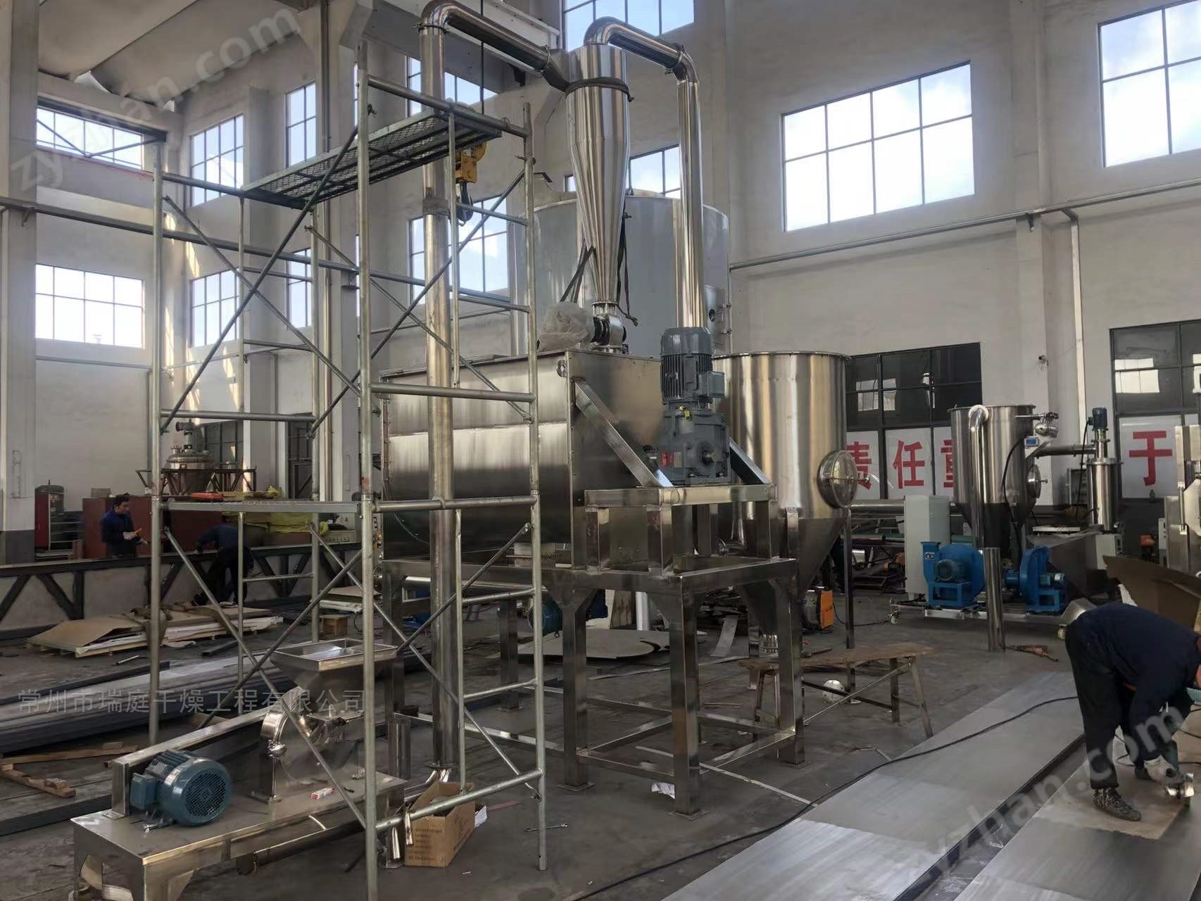 臥式螺帶混合機(jī)的工作原理與廣泛應(yīng)用